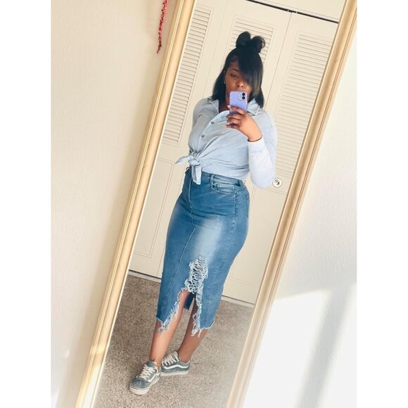 Women's Stretch Denim Midi Skirt High Waisted Button Frayed Pockets Casual - Picture 5 of 6